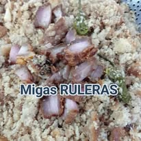 Puede ser una imagen de arroz frito, cuscús y biryani